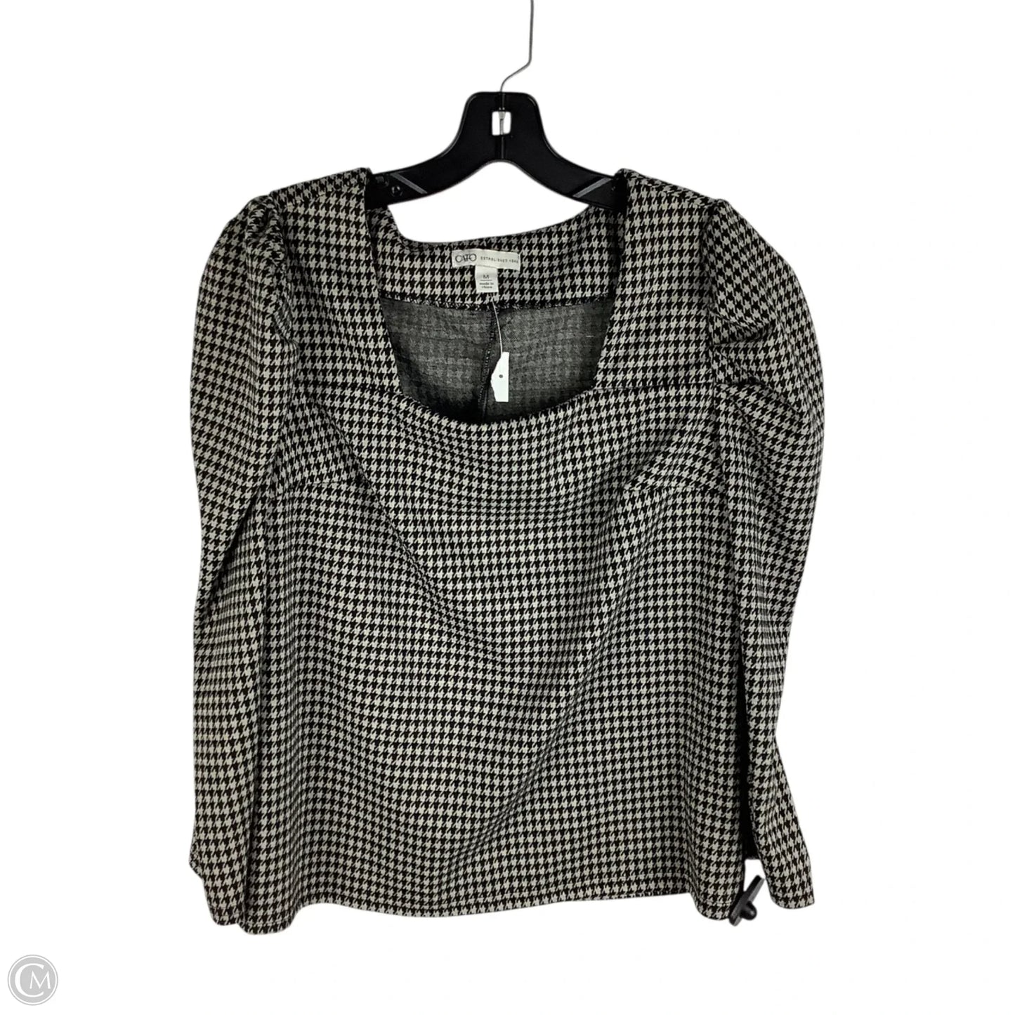 Top Long Sleeve By Cato In Cream & Black, Size: M