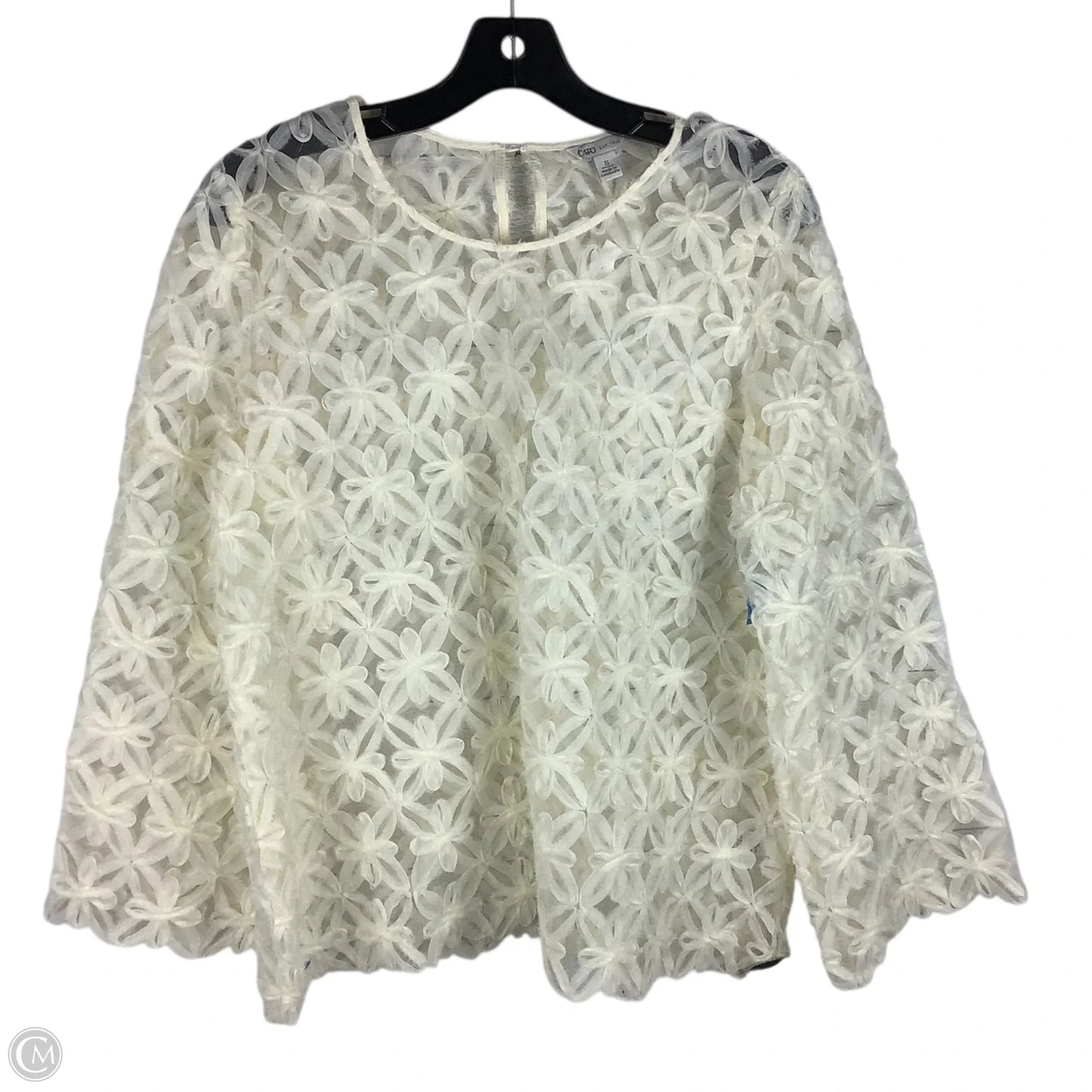 Top Long Sleeve By Cato In Cream, Size: S