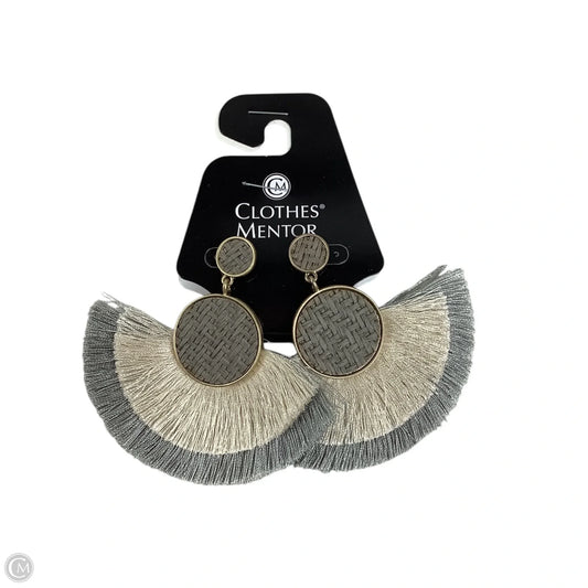 Earrings Other By Clothes Mentor