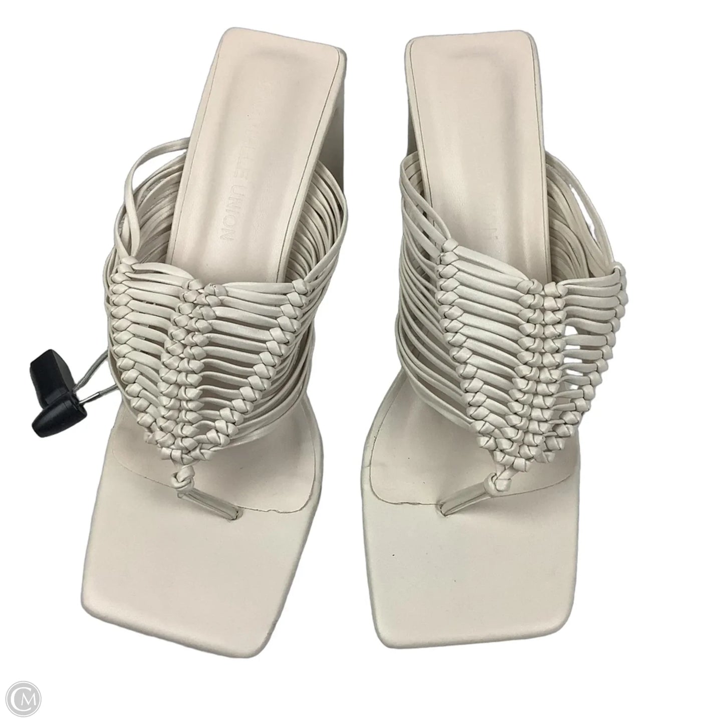 Sandals Heels Block By Clothes Mentor In Cream, Size: 9