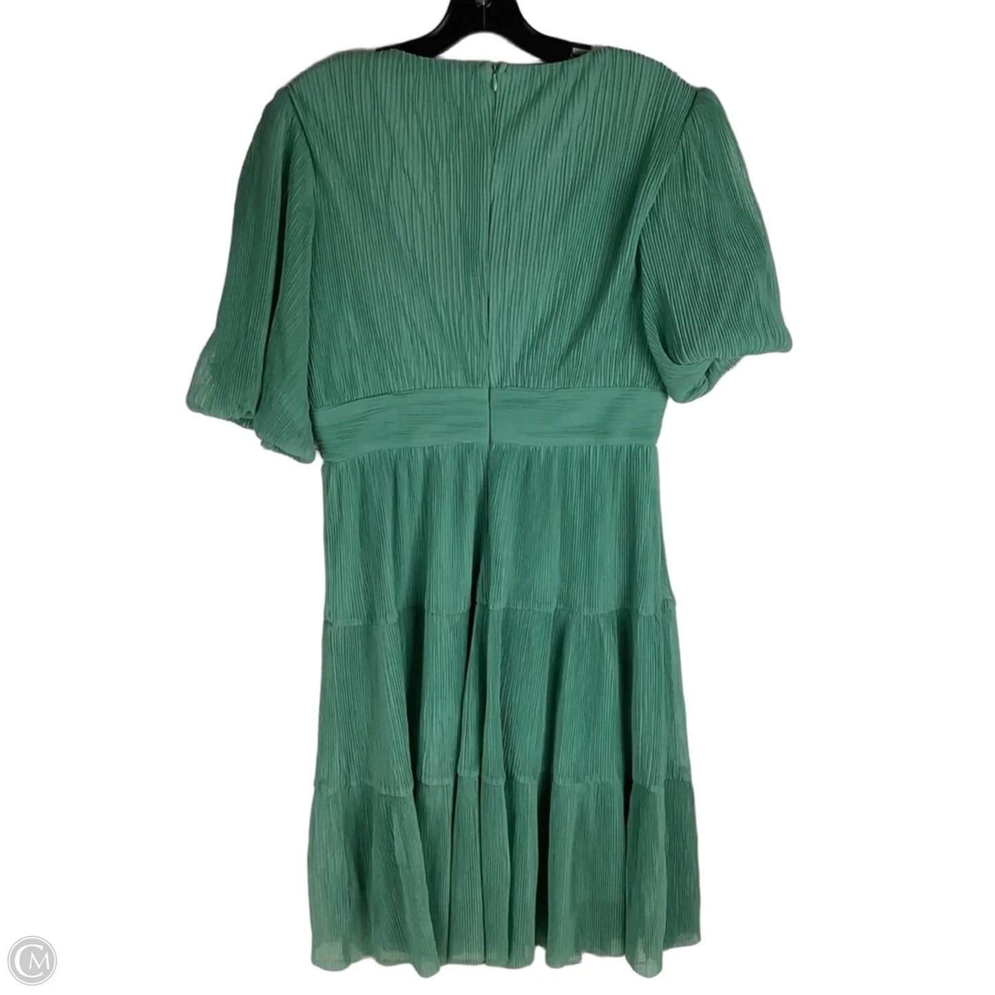 Dress Party Short By Listicle In Green, Size: L