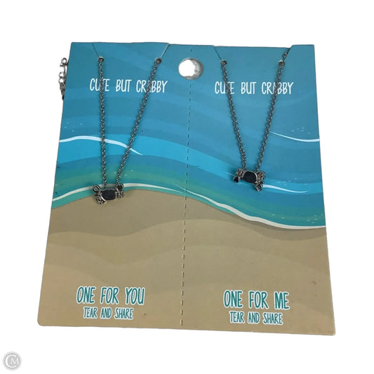Necklace Charm By Clothes Mentor, Size: 02 Piece Set