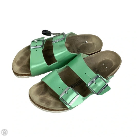Sandals Flats By Birkenstock In Green, Size: 7 (38)