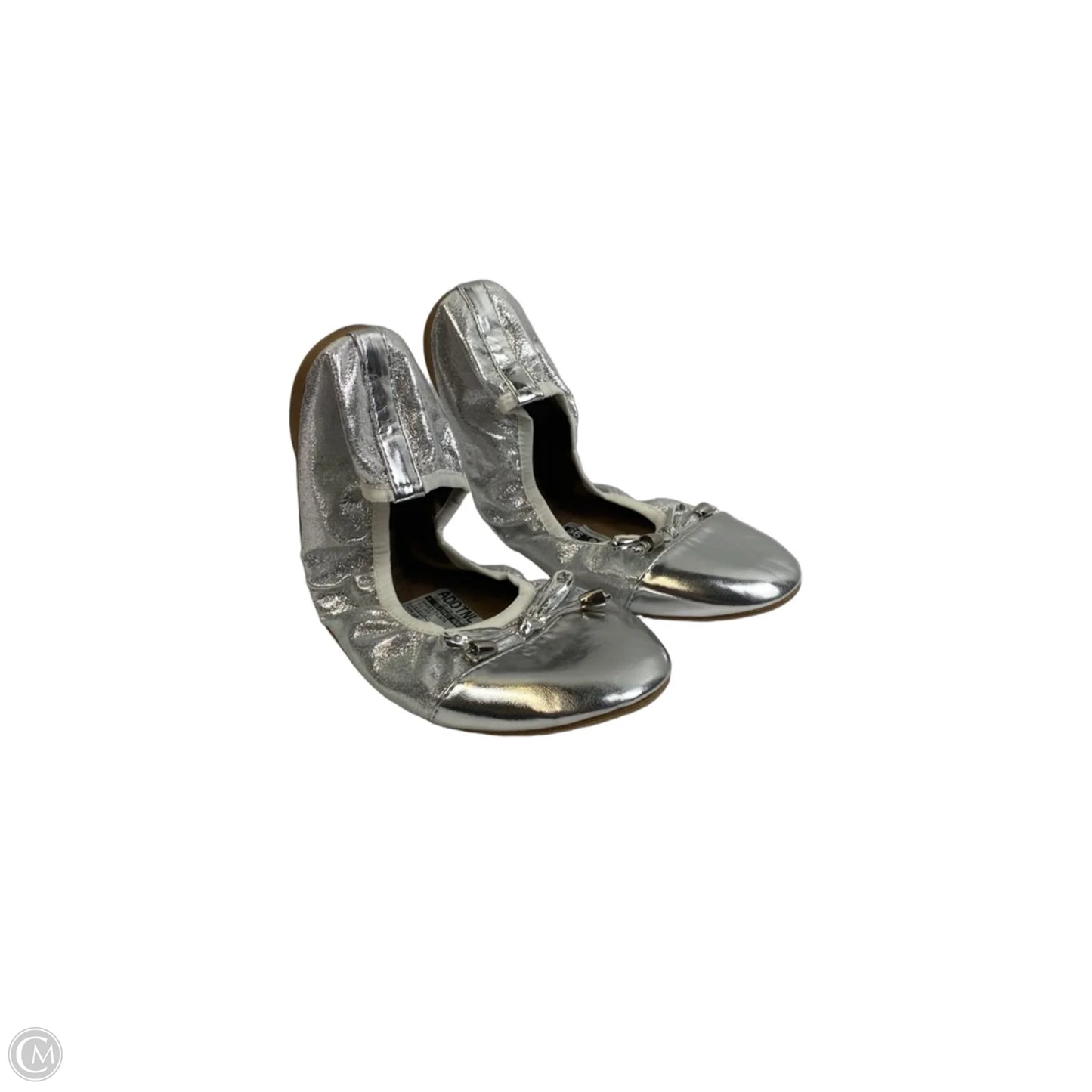 Shoes Flats By Clothes Mentor In Silver, Size: 10