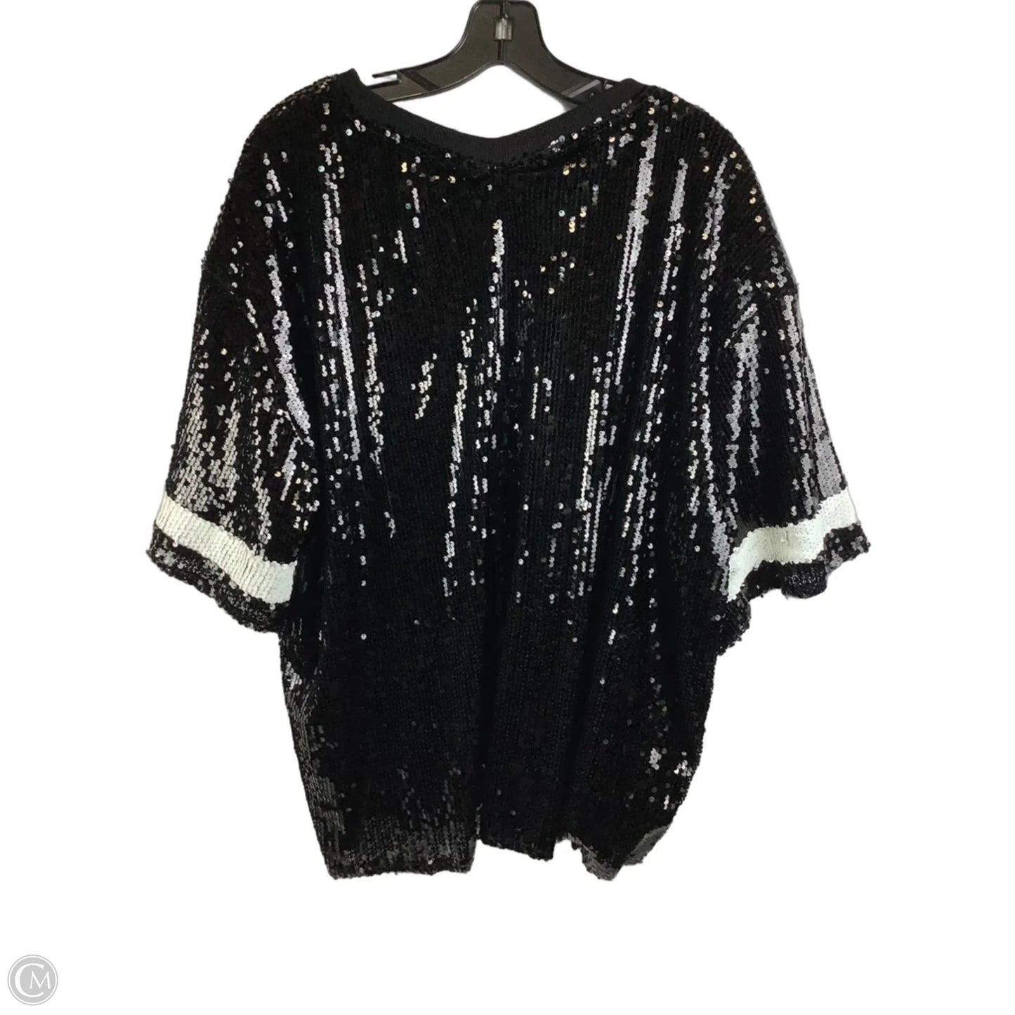 Top Short Sleeve By Cato In Black, Size: 1x