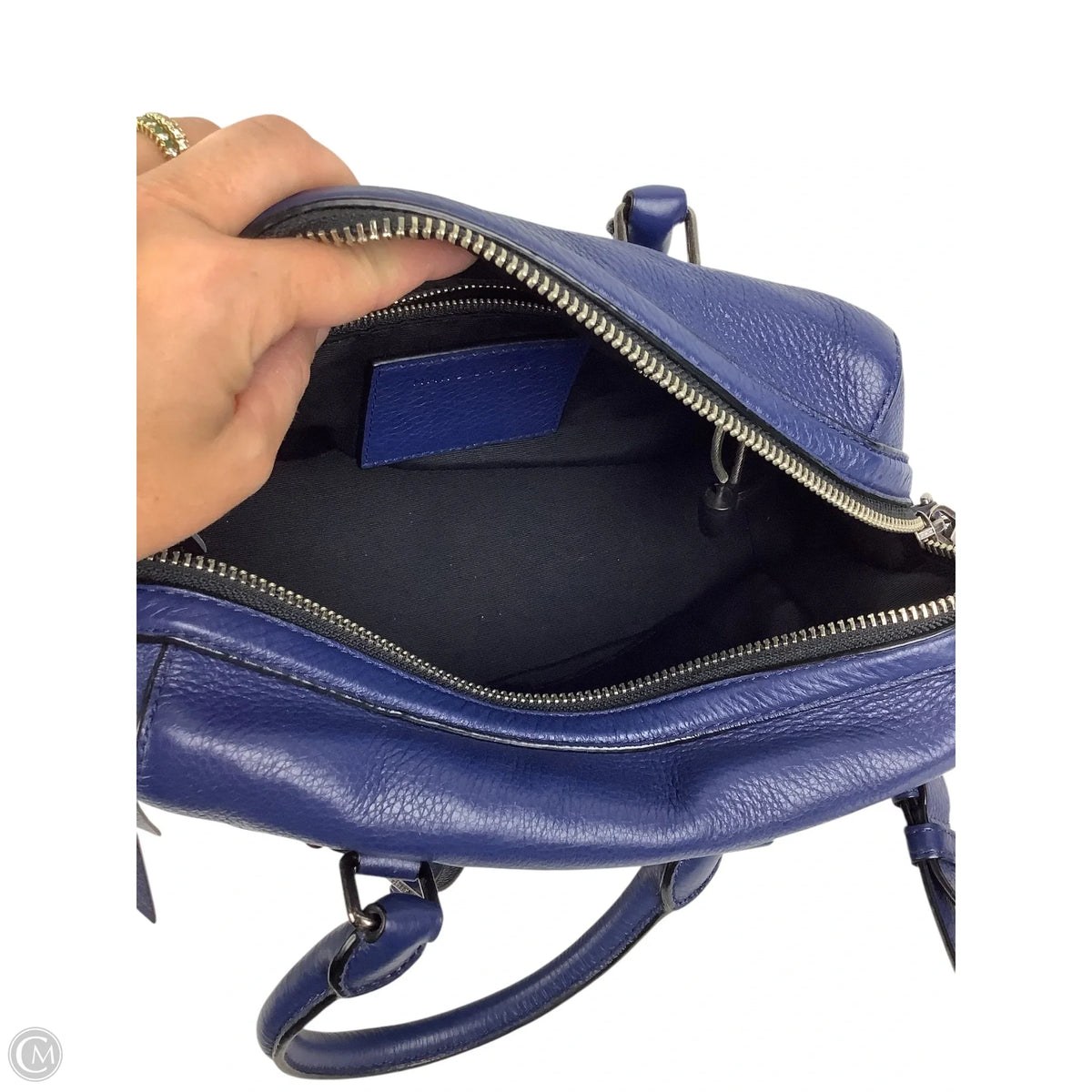 Crossbody Luxury Designer By Marc Jacobs, Size: Medium