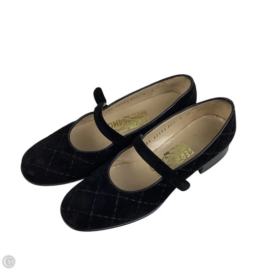 Shoes Luxury Designer By Ferragamo In Black, Size: 6