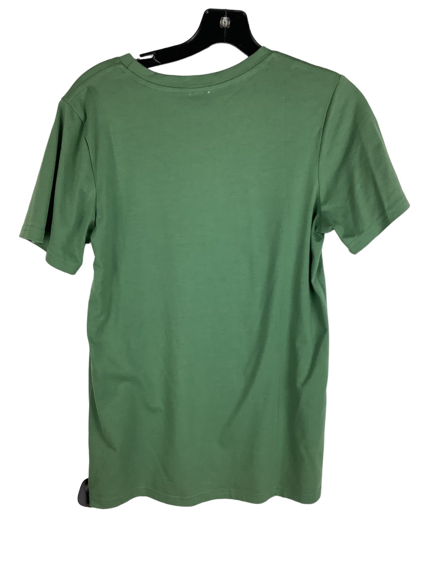 Green Top Short Sleeve Clothes Mentor
