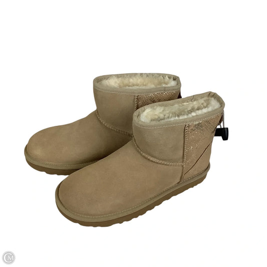 Boots Designer By Ugg In Brown, Size: 8