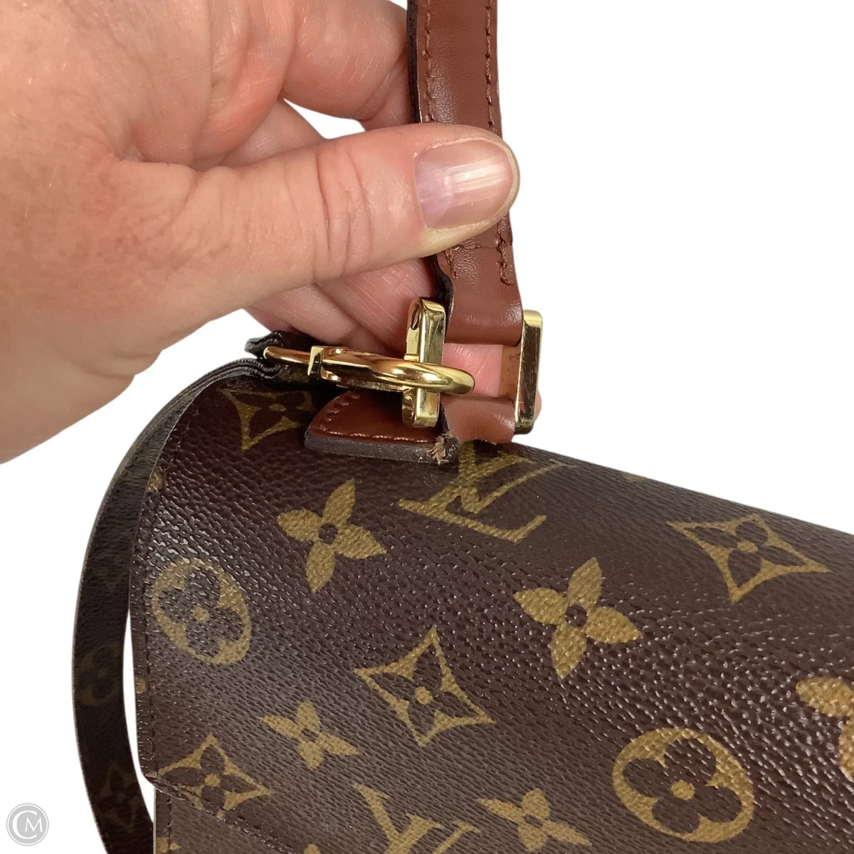 Crossbody Luxury Designer By Louis Vuitton, Size: Medium
