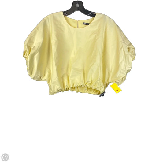 Top Short Sleeve By Zara In Yellow, Size: L