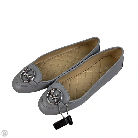 Shoes Designer By Michael Kors In Grey, Size: 8