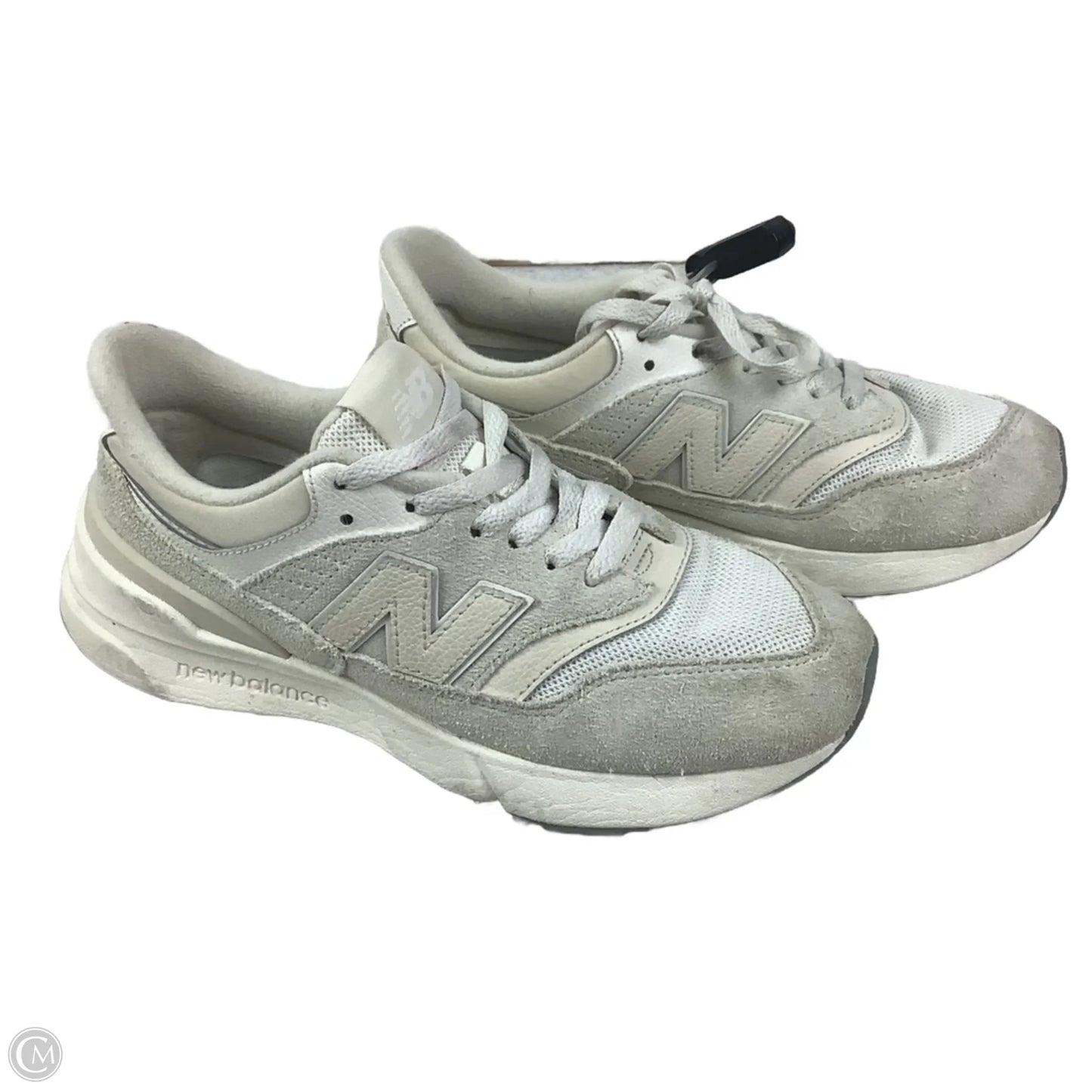 Shoes Athletic By New Balance In Cream, Size: 6.5