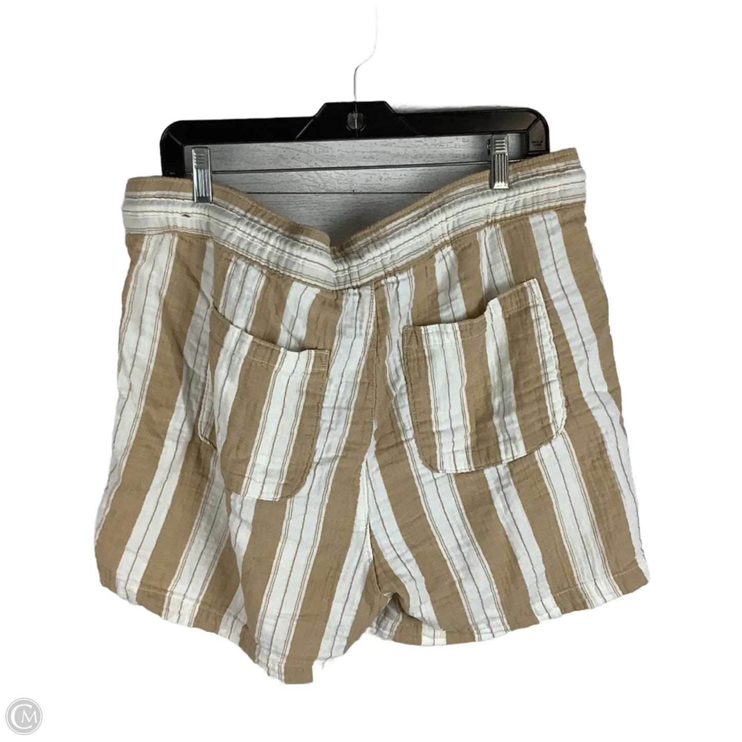 Shorts By Old Navy In Beige, Size: Xl
