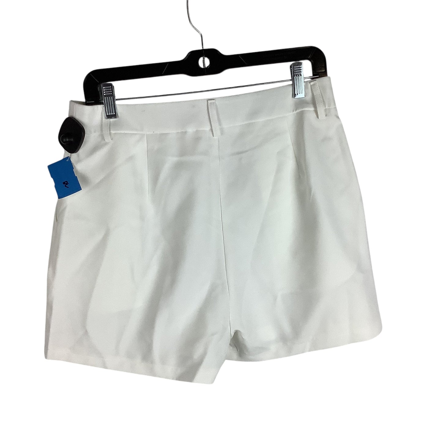 Shorts By Boohoo Boutique In White, Size: 8