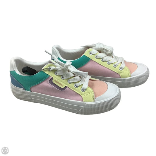 Shoes Sneakers By Rocket Dogs In Multi-colored, Size: 8