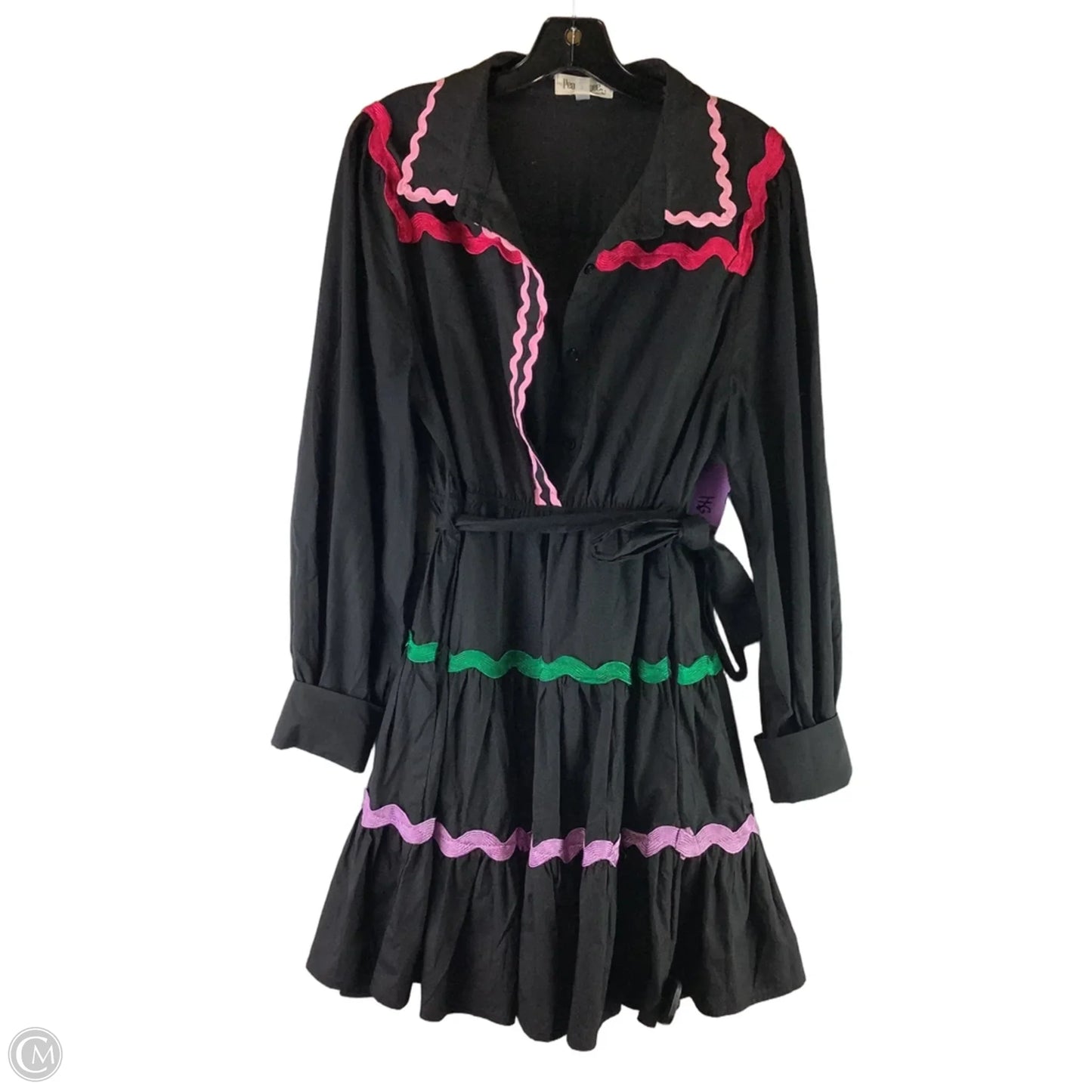 Dress Casual Short By Peach Love Cream California In Black, Size: L