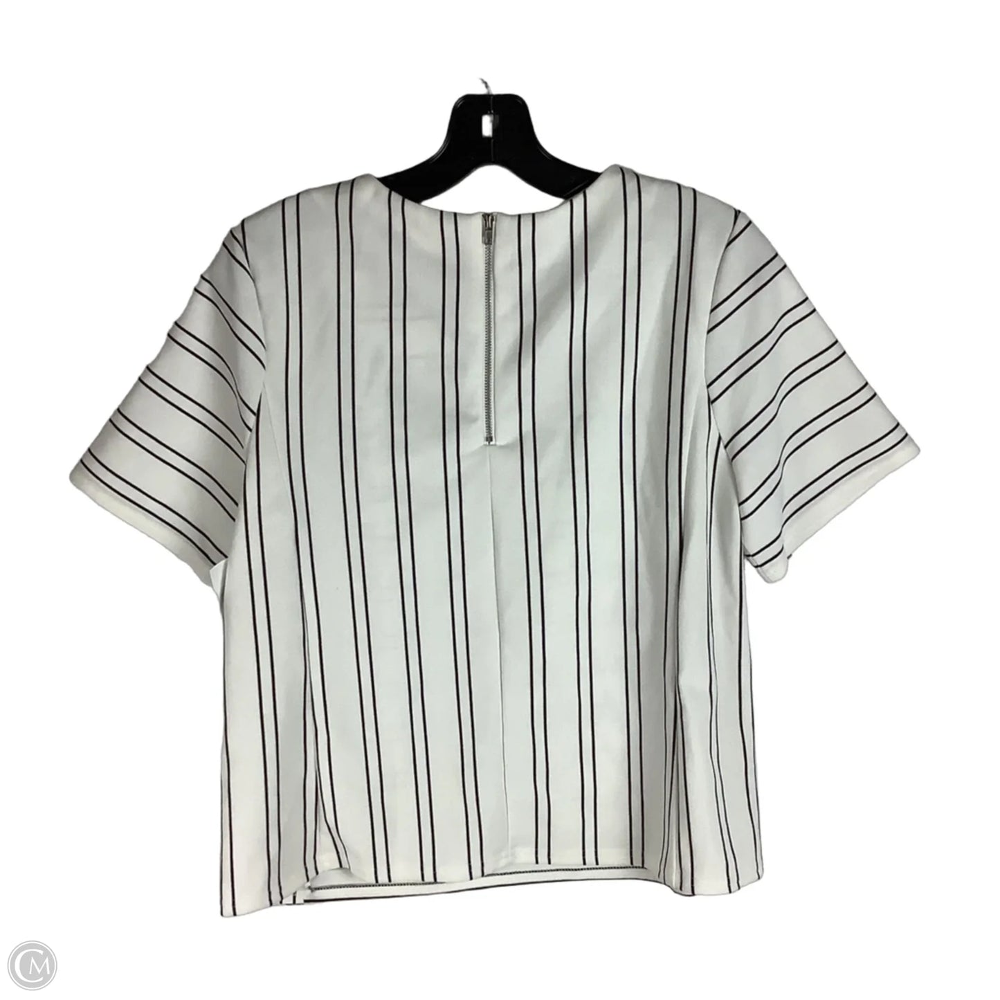 Top Short Sleeve By Melloday In White, Size: M