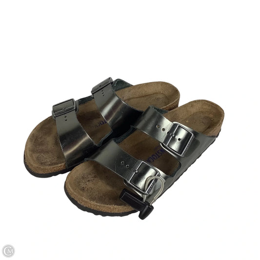 Sandals Flats By Birkenstock In Silver, Size: Estimated 9