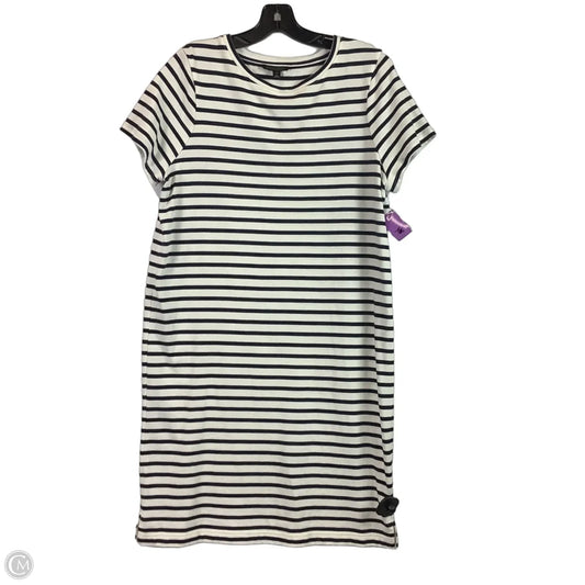 Dress Casual Short By Banana Republic In Striped Pattern, Size: M