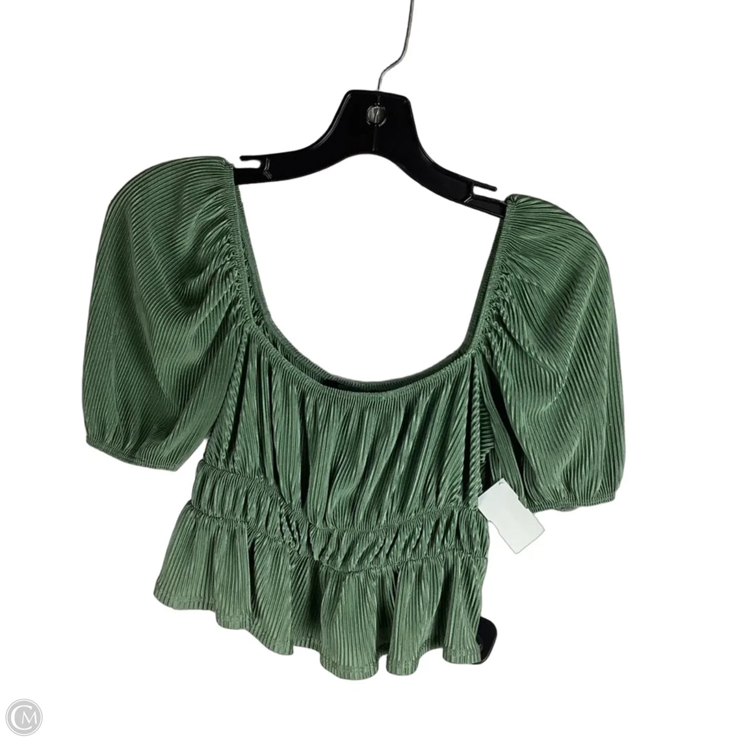 Top Short Sleeve By Forever 21 In Green, Size: M
