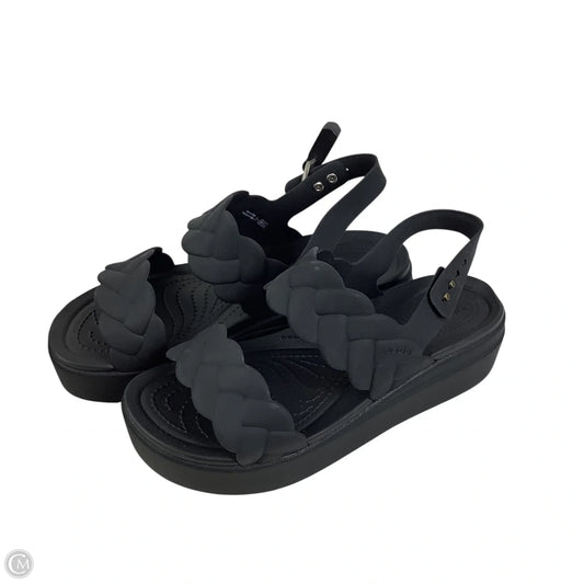 Shoes Heels Platform By Crocs In Black, Size: 8