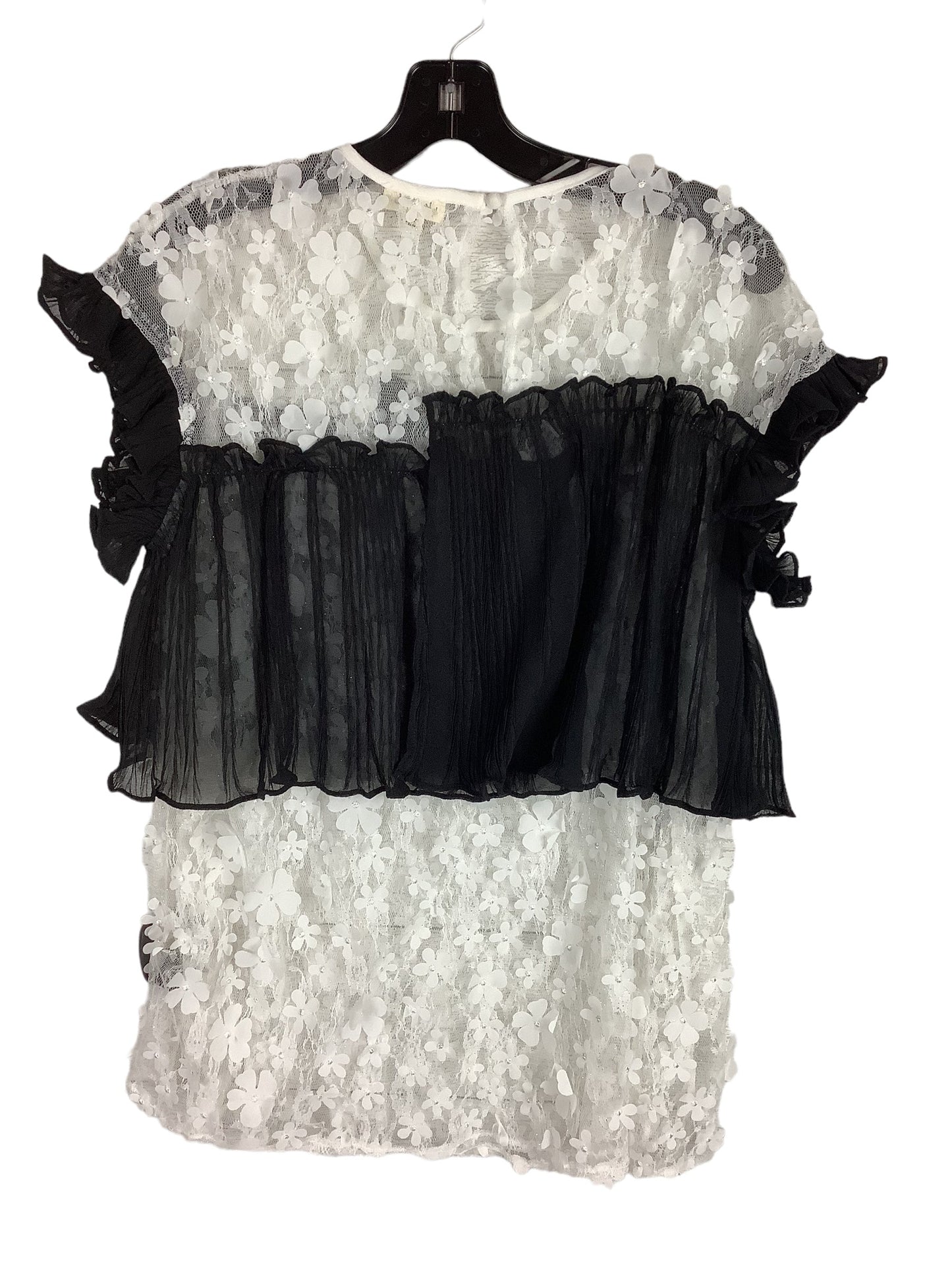 Top Short Sleeve By Pol  Size: L