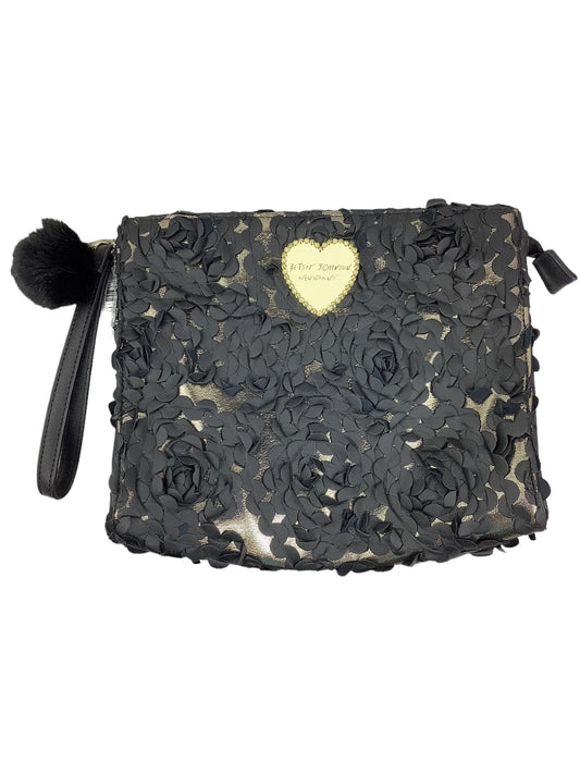 Clutch By Betsey Johnson  Size: Large