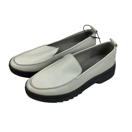 Grey Shoes Flats Eileen Fisher, Size 10