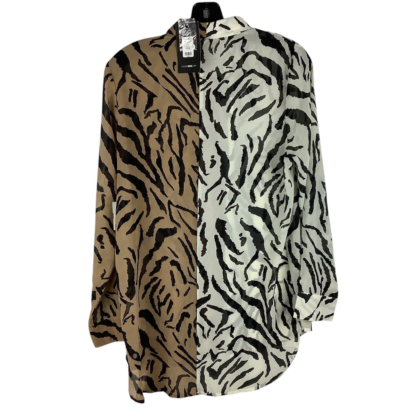 Top Long Sleeve By Fashion Nova In Animal Print, Size: M