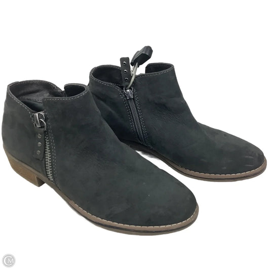 Boots Ankle Flats By Xappeal In Grey, Size: 9