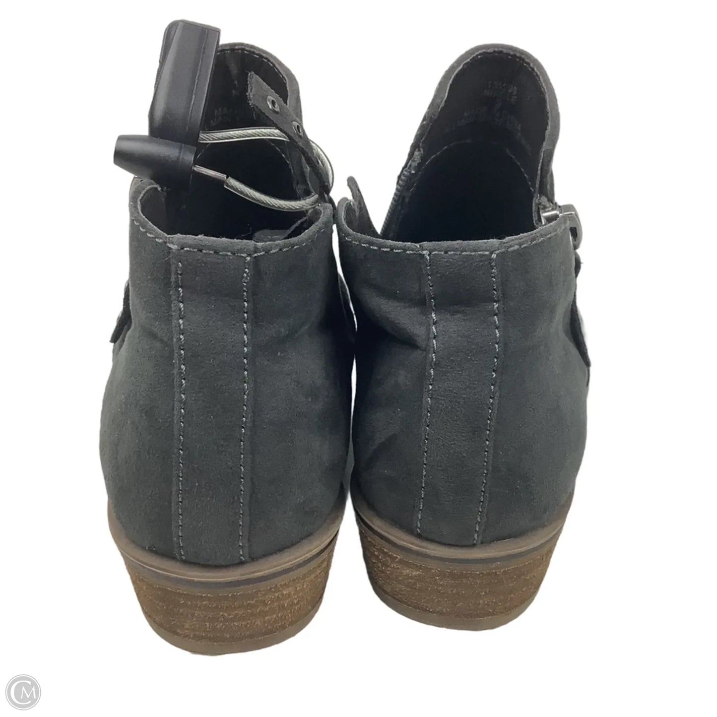 Boots Ankle Flats By Xappeal In Grey, Size: 9