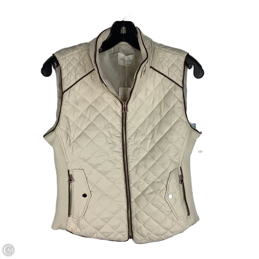 Vest Puffer & Quilted By Active Usa In Cream, Size: S
