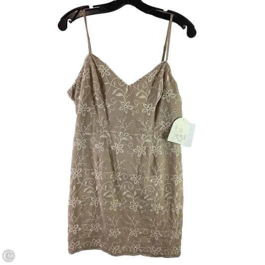 Dress Party Short By Clothes Mentor In Tan, Size: Xl