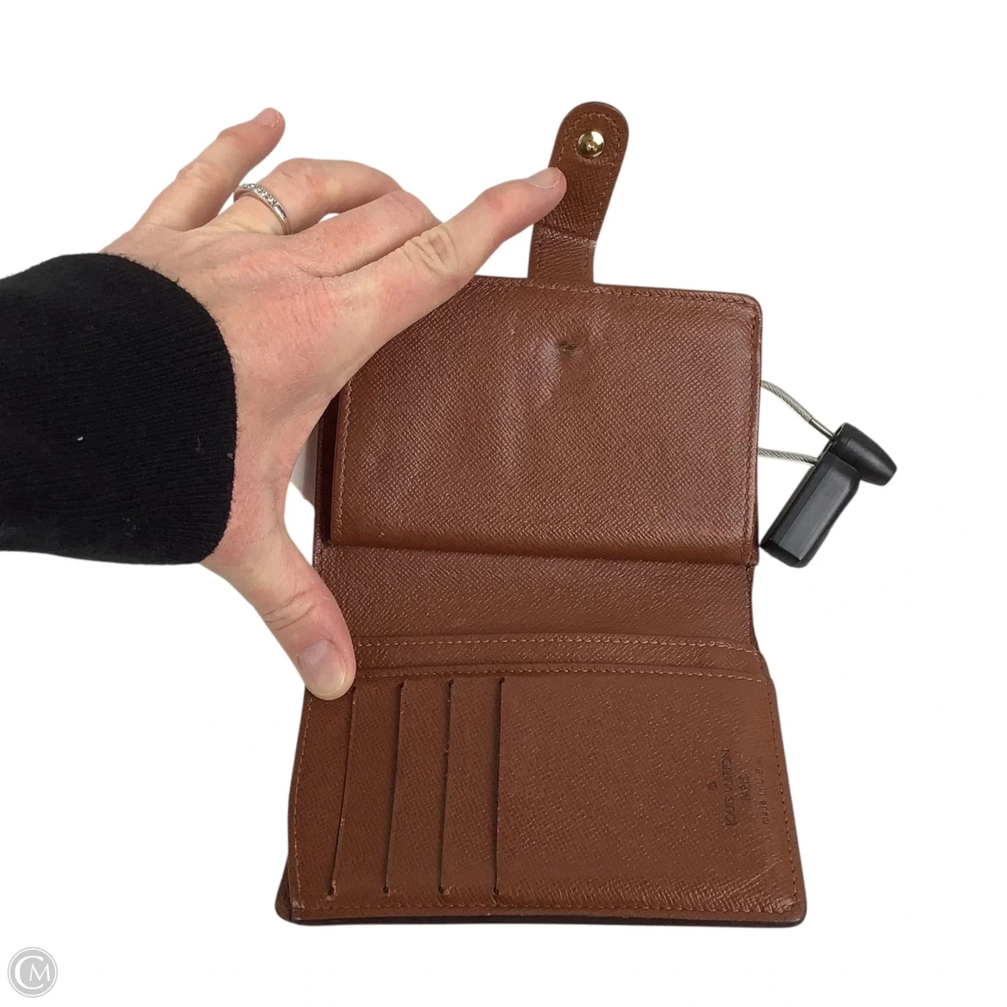 Wallet Luxury Designer By Louis Vuitton, Size: Medium