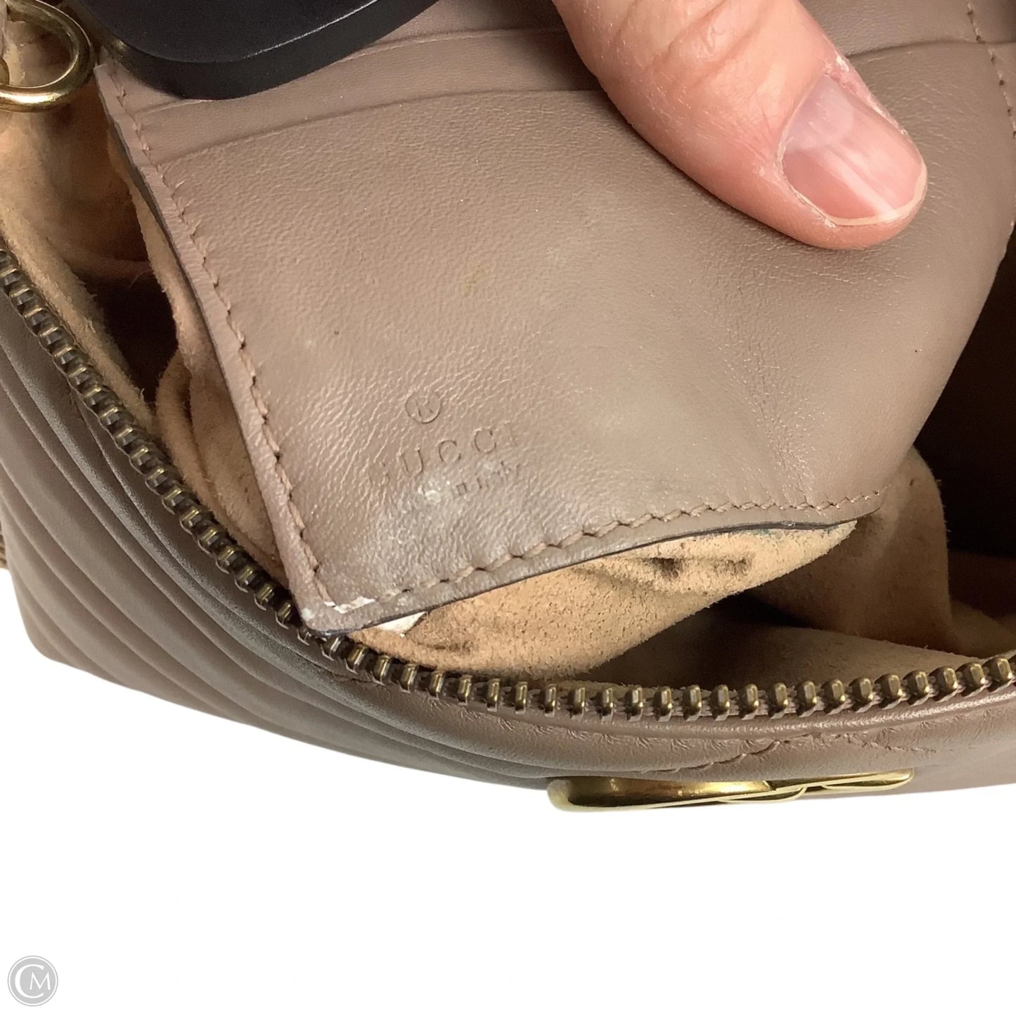 Crossbody Luxury Designer By Gucci, Size: Medium