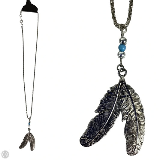 Necklace Charm By Clothes Mentor