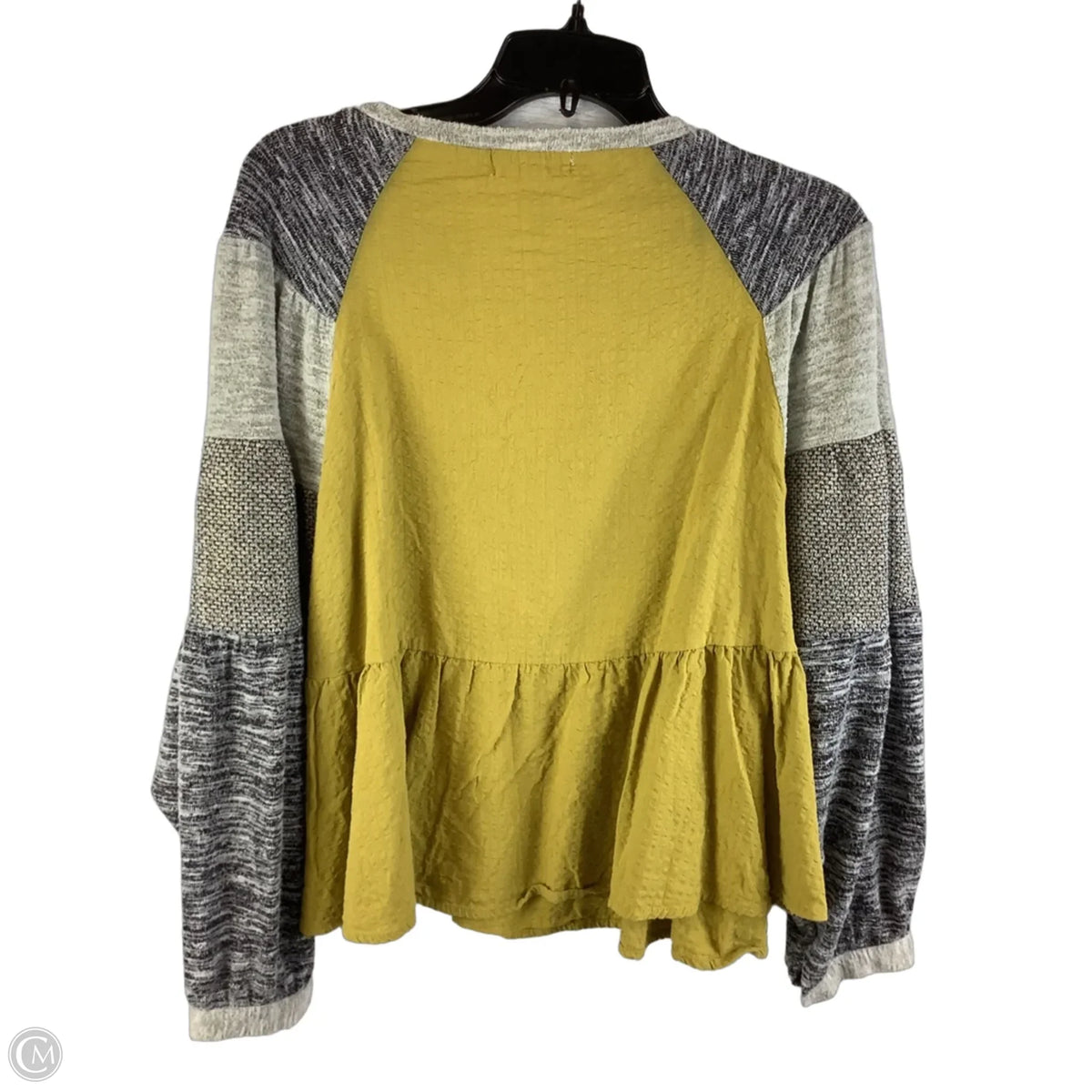 Top Long Sleeve By Thml In Green, Size: M