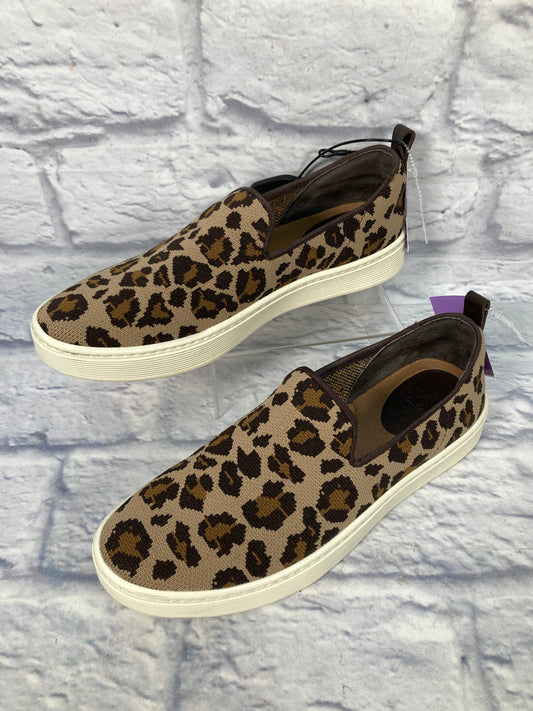 Animal Print Shoes Sneakers Sofft, Size 8