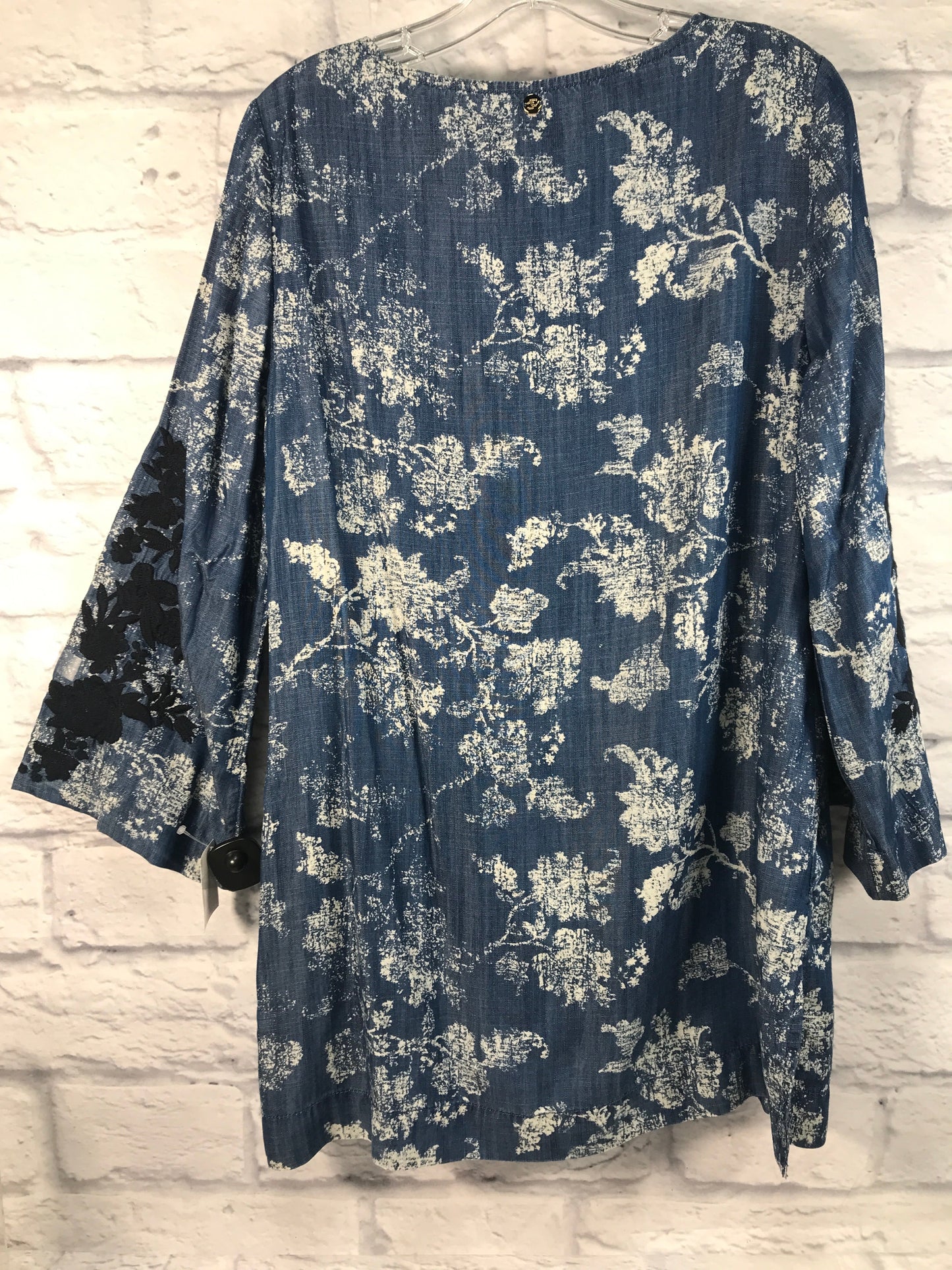 Blue & White Tunic Long Sleeve Chicos, Size M