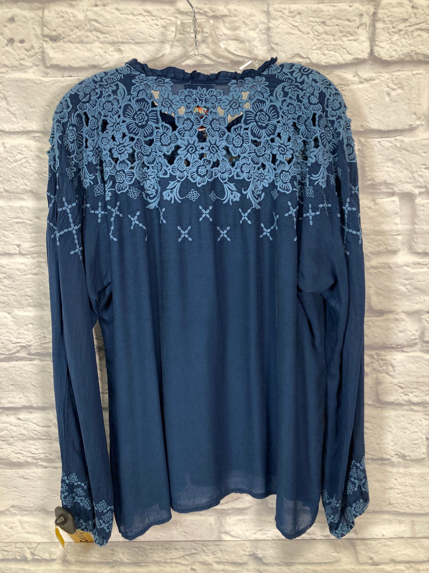 Top Long Sleeve Designer By Johnny Was In Blue, Size: Xl