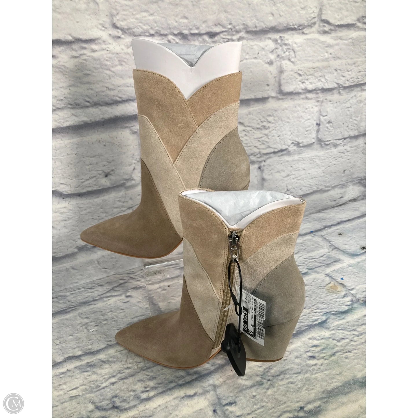 Boots Ankle Heels By Dolce Vita In Grey & Tan, Size: 5.5