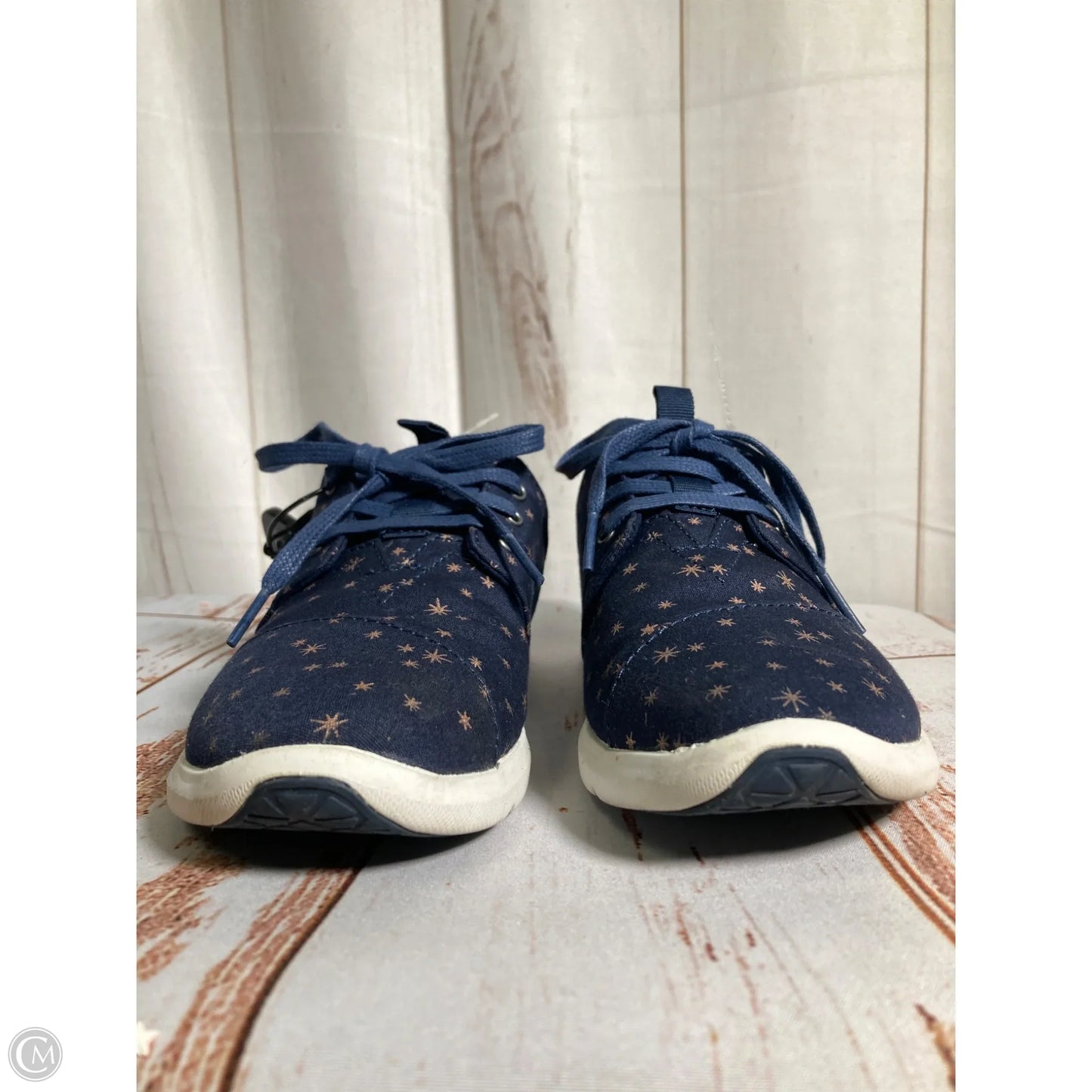 Shoes Sneakers By Toms In Navy, Size: 6