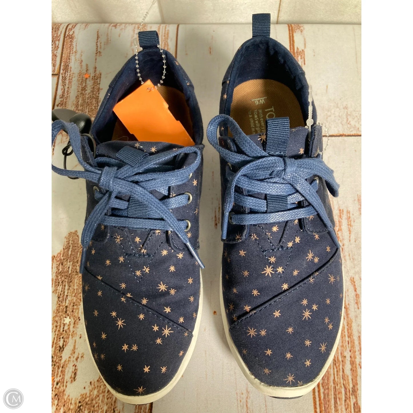 Shoes Sneakers By Toms In Navy, Size: 6