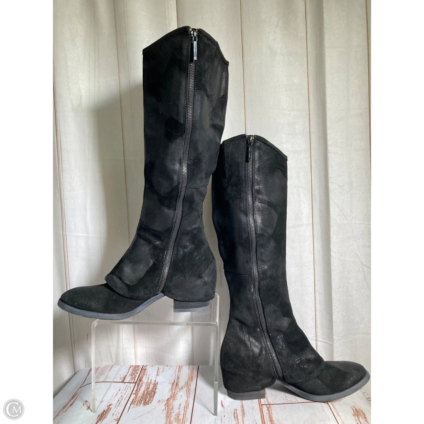 Boots Knee Flats By Donald Pliner In Black, Size: 6