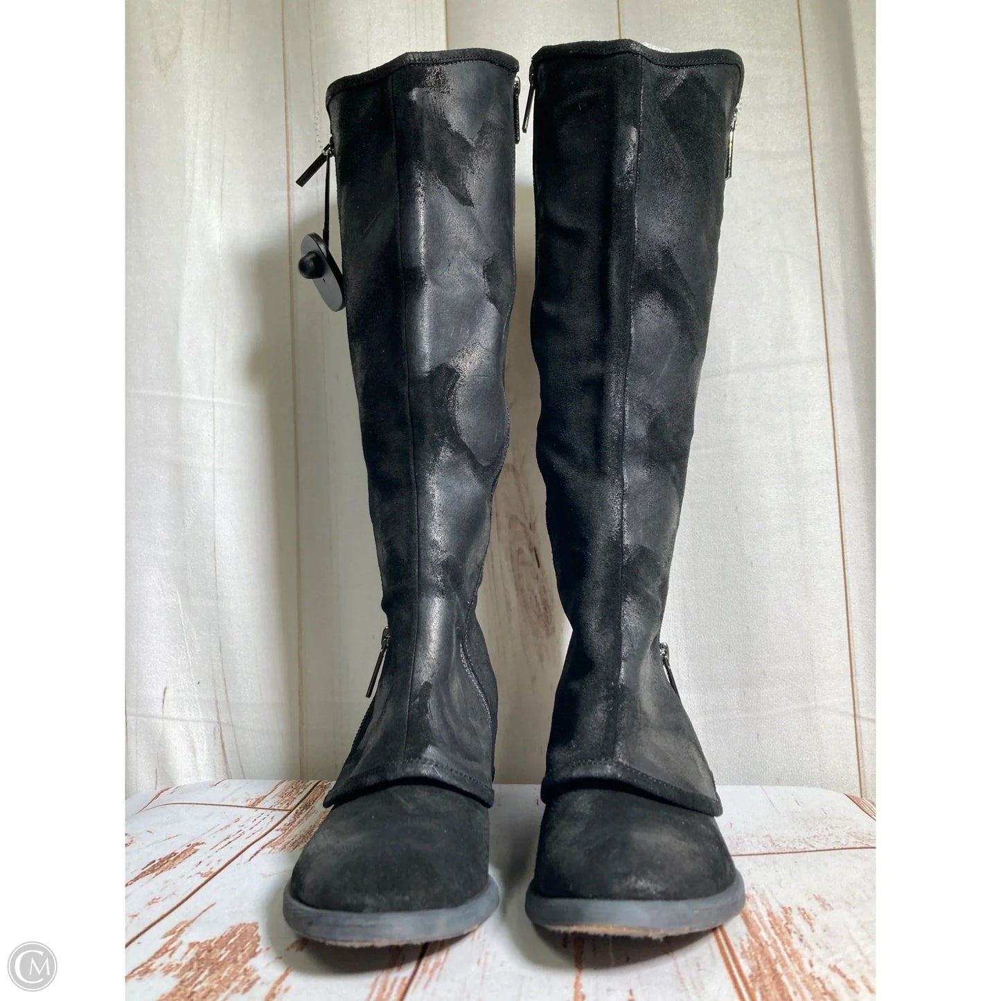 Boots Knee Flats By Donald Pliner In Black, Size: 6