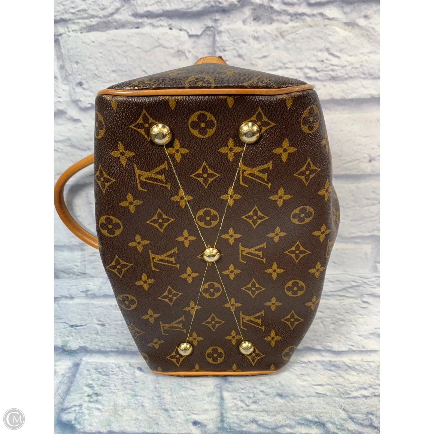Handbag Luxury Designer By Louis Vuitton, Size: Medium