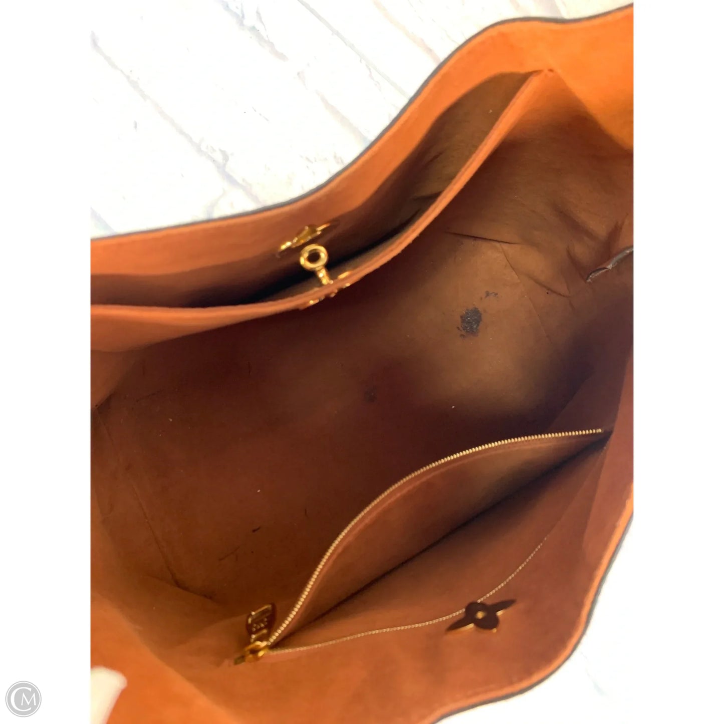 Handbag Luxury Designer By Louis Vuitton, Size: Large