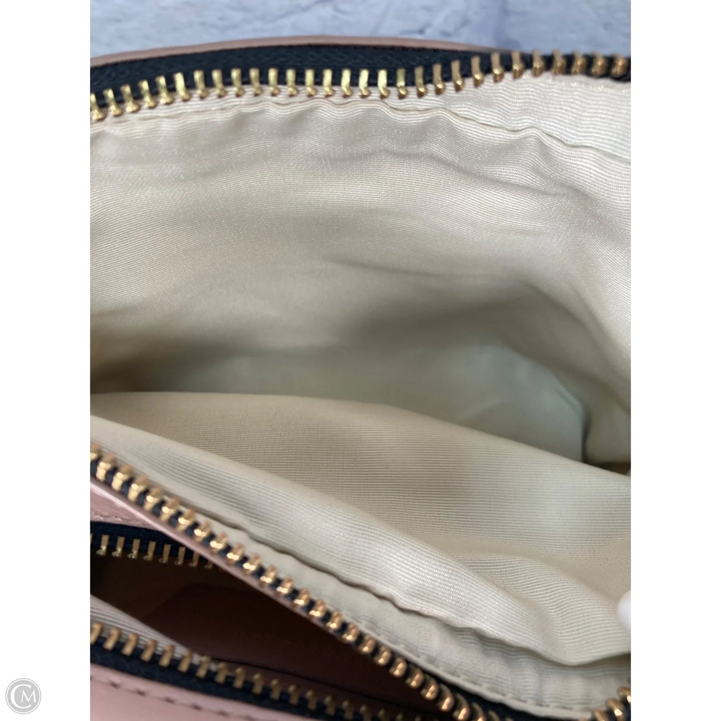 Crossbody Luxury Designer By Marc Jacobs, Size: Medium