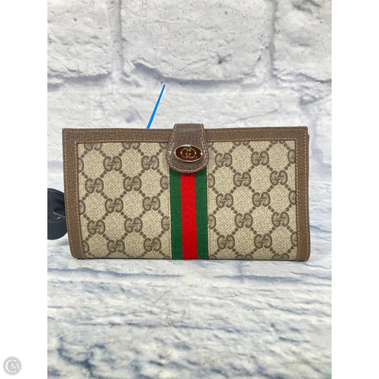 Wallet Luxury Designer By Gucci, Size: Medium
